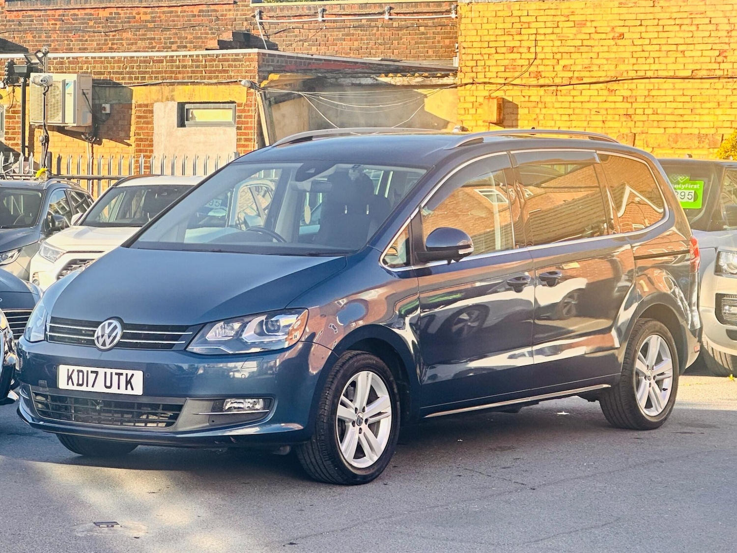 Used Volkswagen Sharan 2024 for sale - 76136035: Photo 6