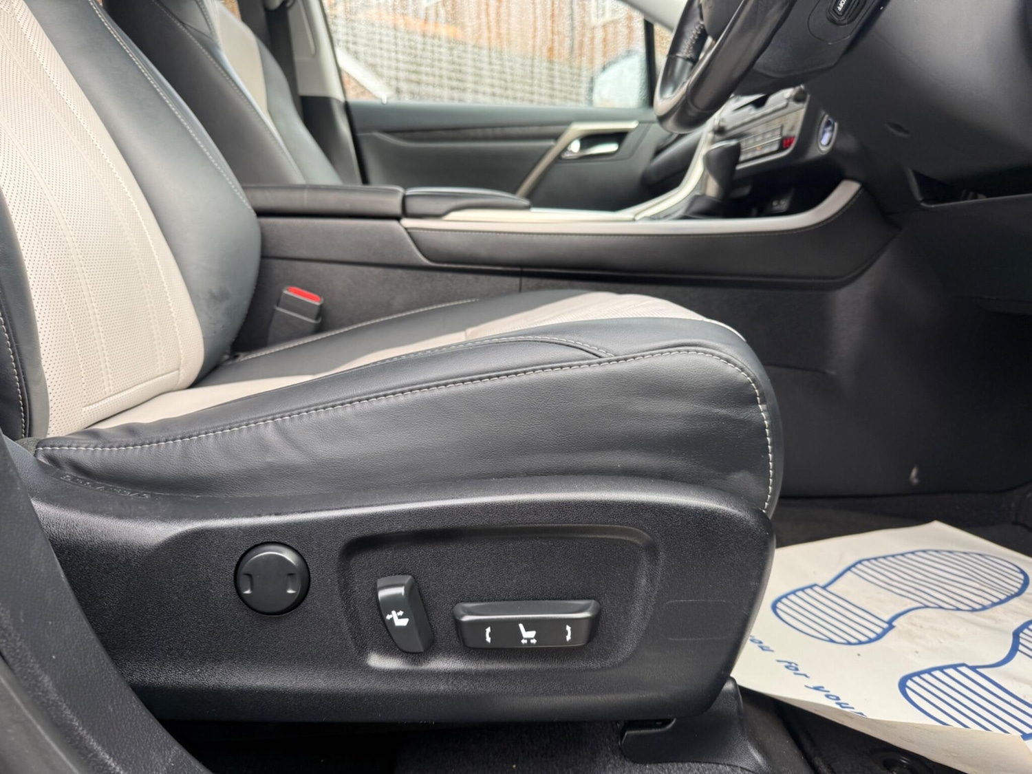 Used Lexus RX 2022 for sale - 77376700: Photo 59