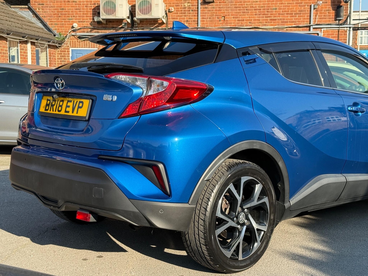 Used Toyota C-HR 2024 for sale - 77977923: Photo 13