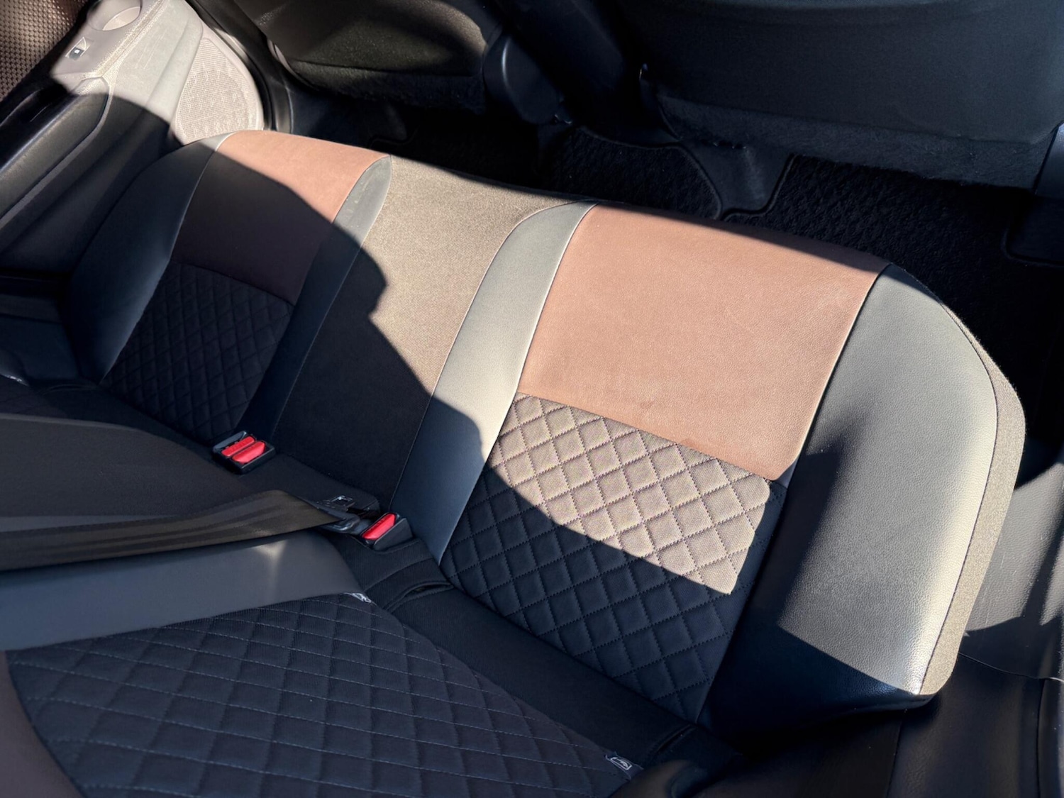 Used Toyota C-HR 2024 for sale - 77977923: Photo 23