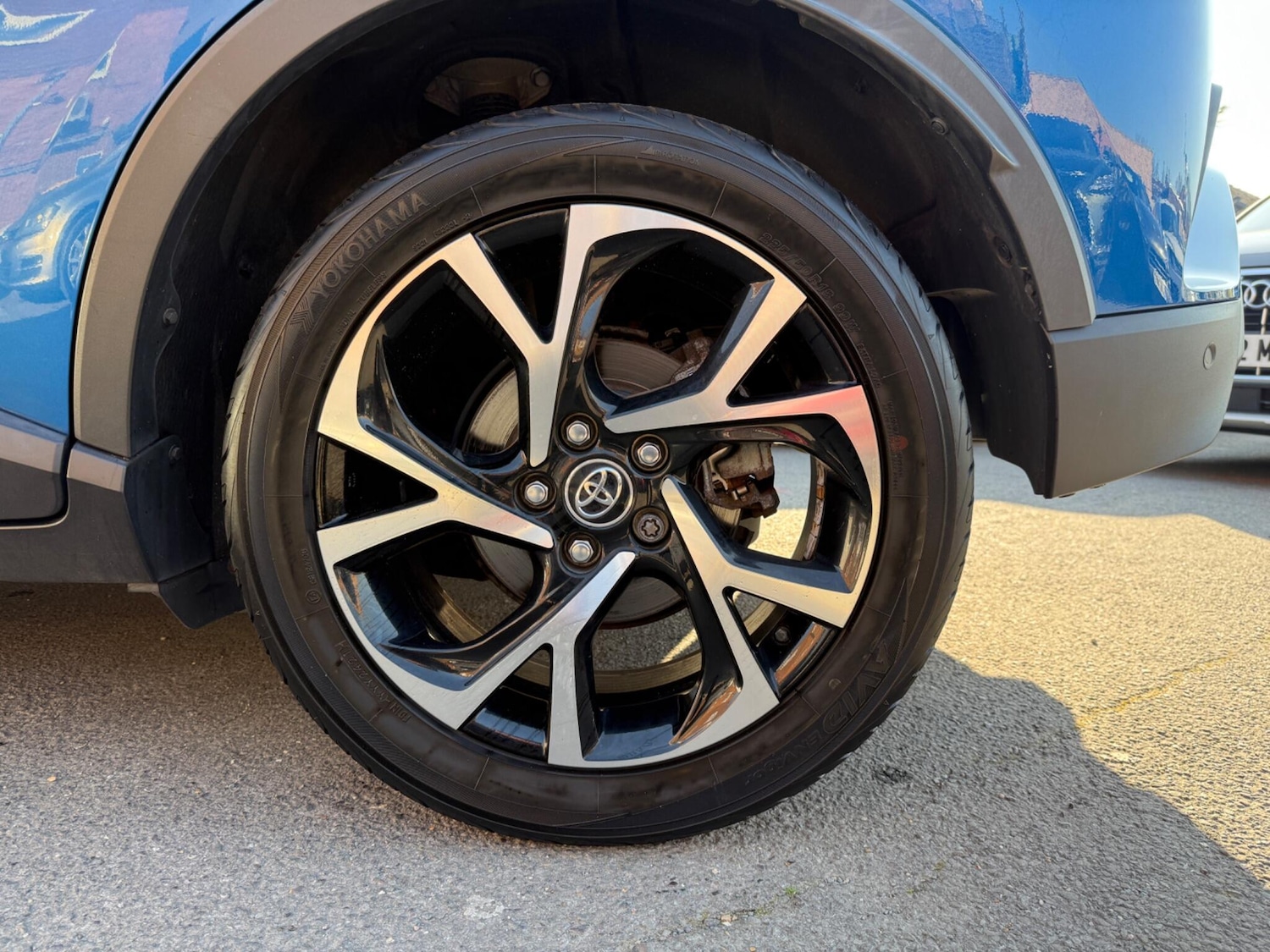 Used Toyota C-HR 2024 for sale - 77977923: Photo 29