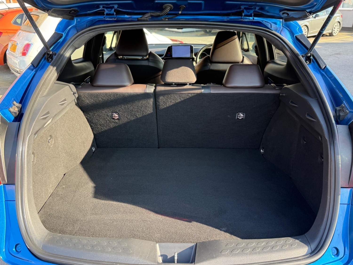 Used Toyota C-HR 2024 for sale - 77977923: Photo 40