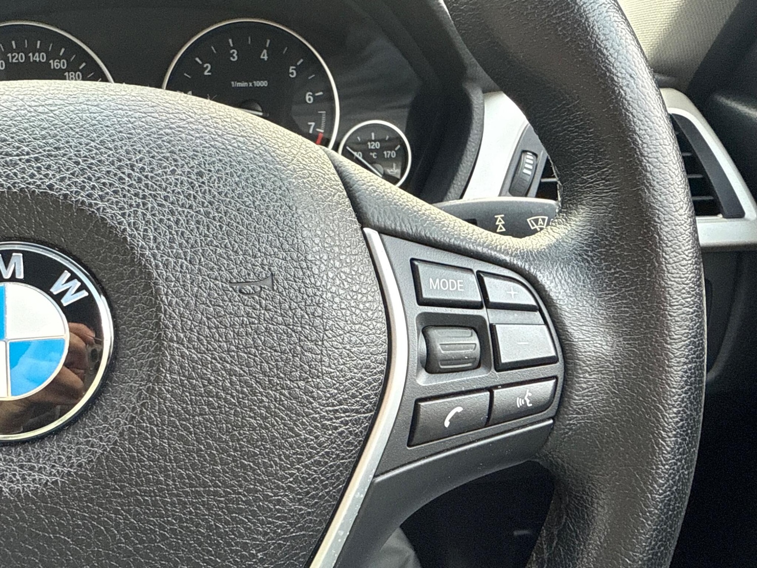 Used BMW 3 Series 2025 for sale - 77074491: Photo 31