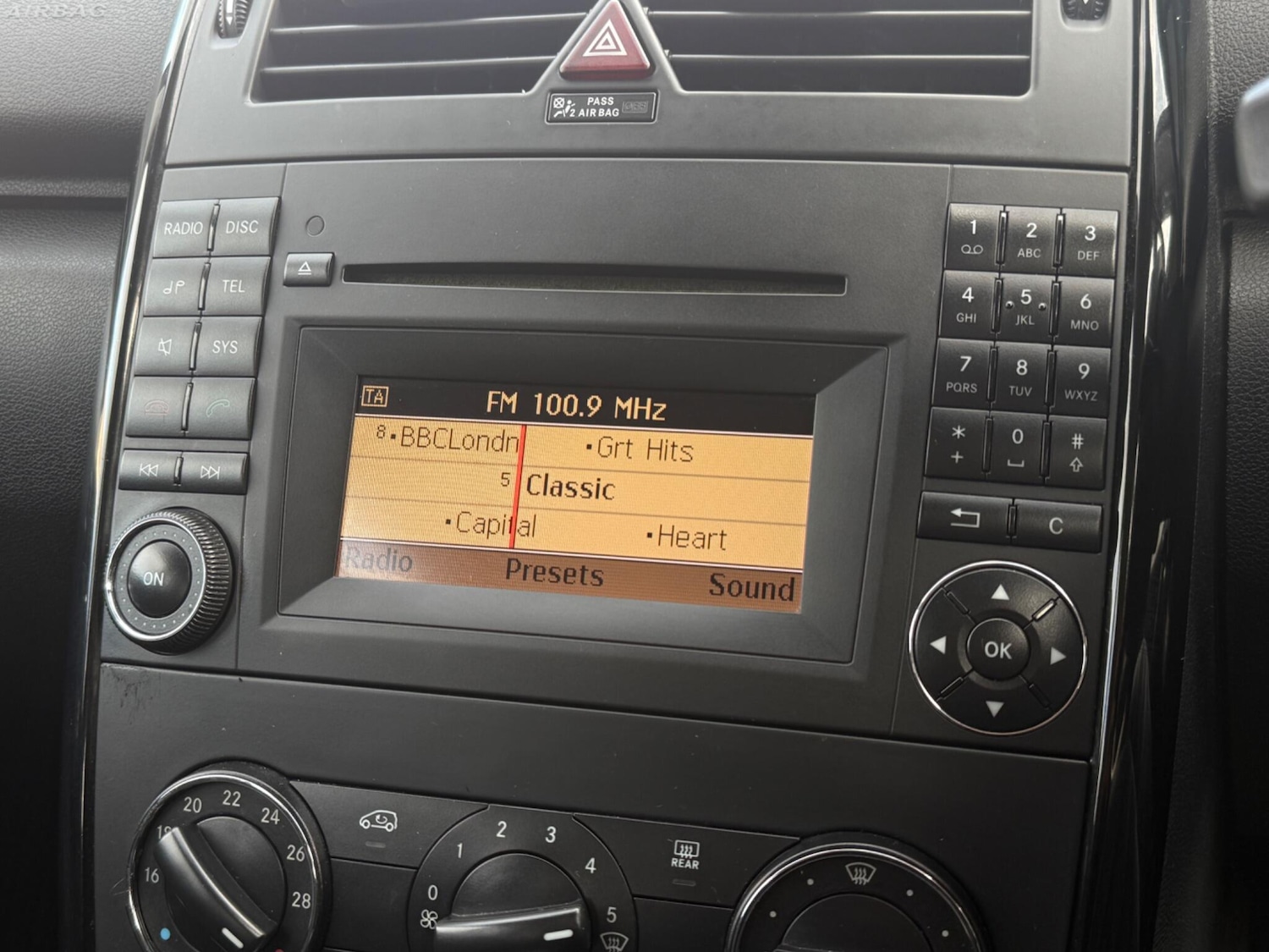 Used Mercedes-Benz A-Class 2010 for sale - 76441325: Photo 36