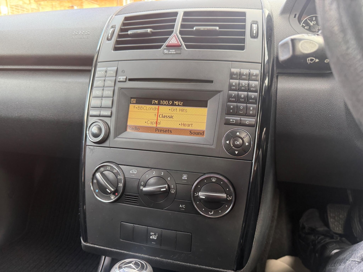 Used Mercedes-Benz A-Class 2010 for sale - 76441325: Photo 37