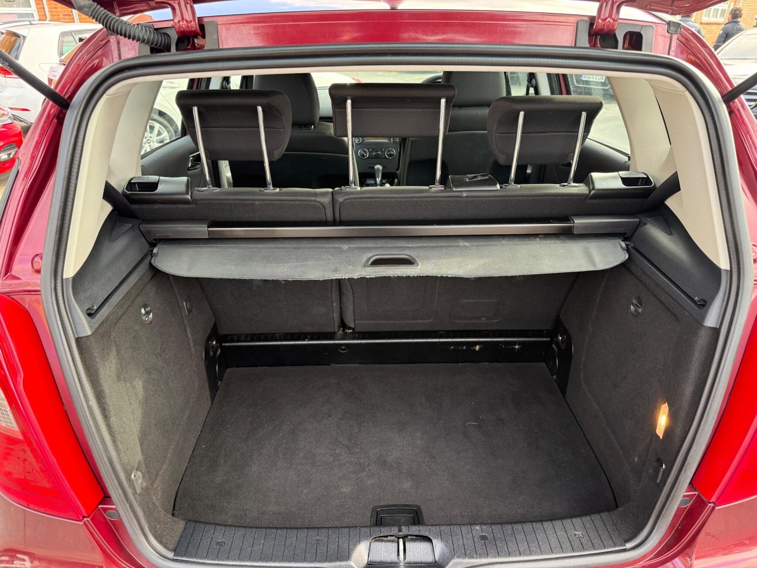 Used Mercedes-Benz A-Class 2010 for sale - 76441325: Photo 38