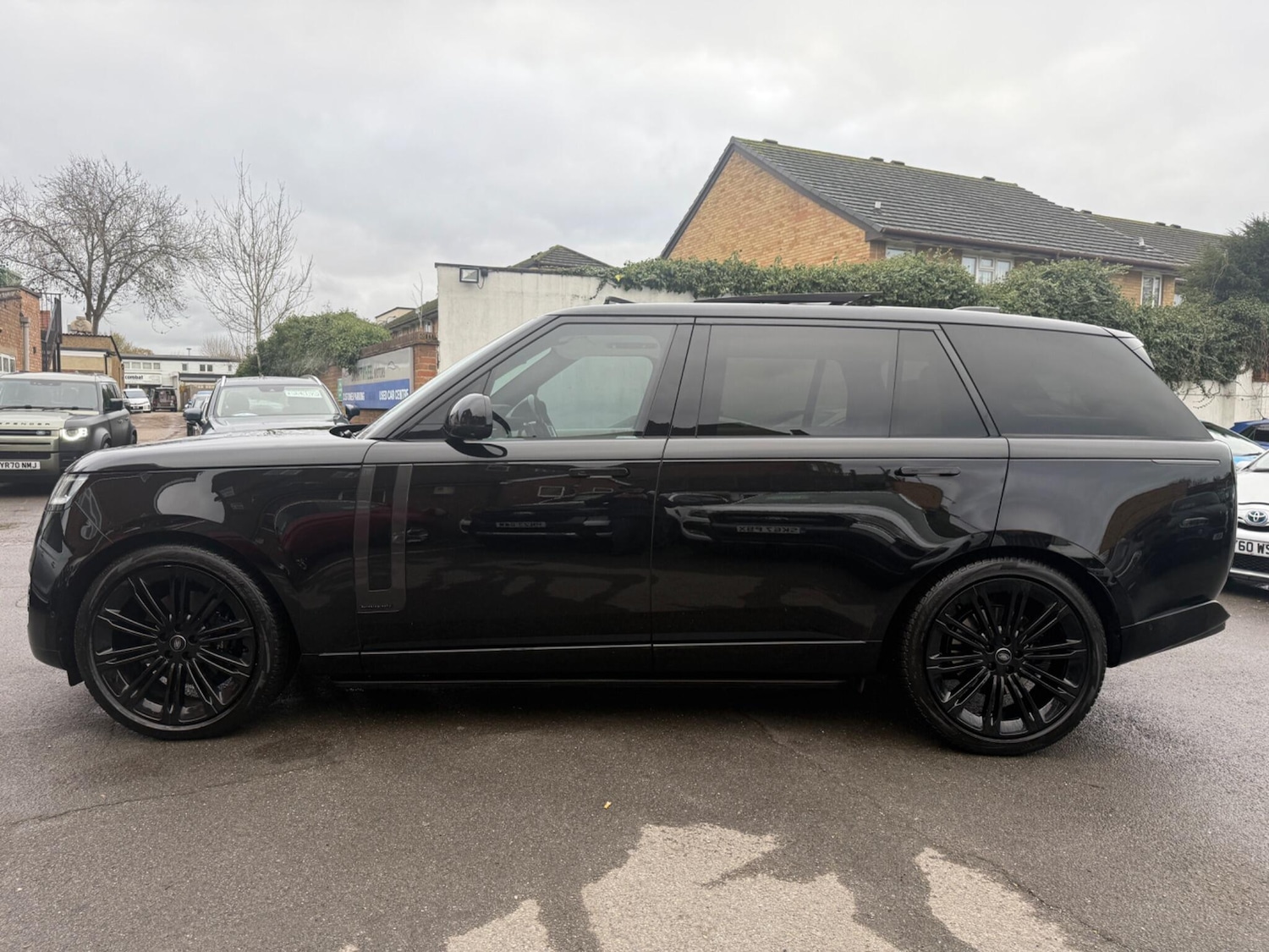 Used Land Rover Range Rover 2025 for sale - 76689157: Photo 11