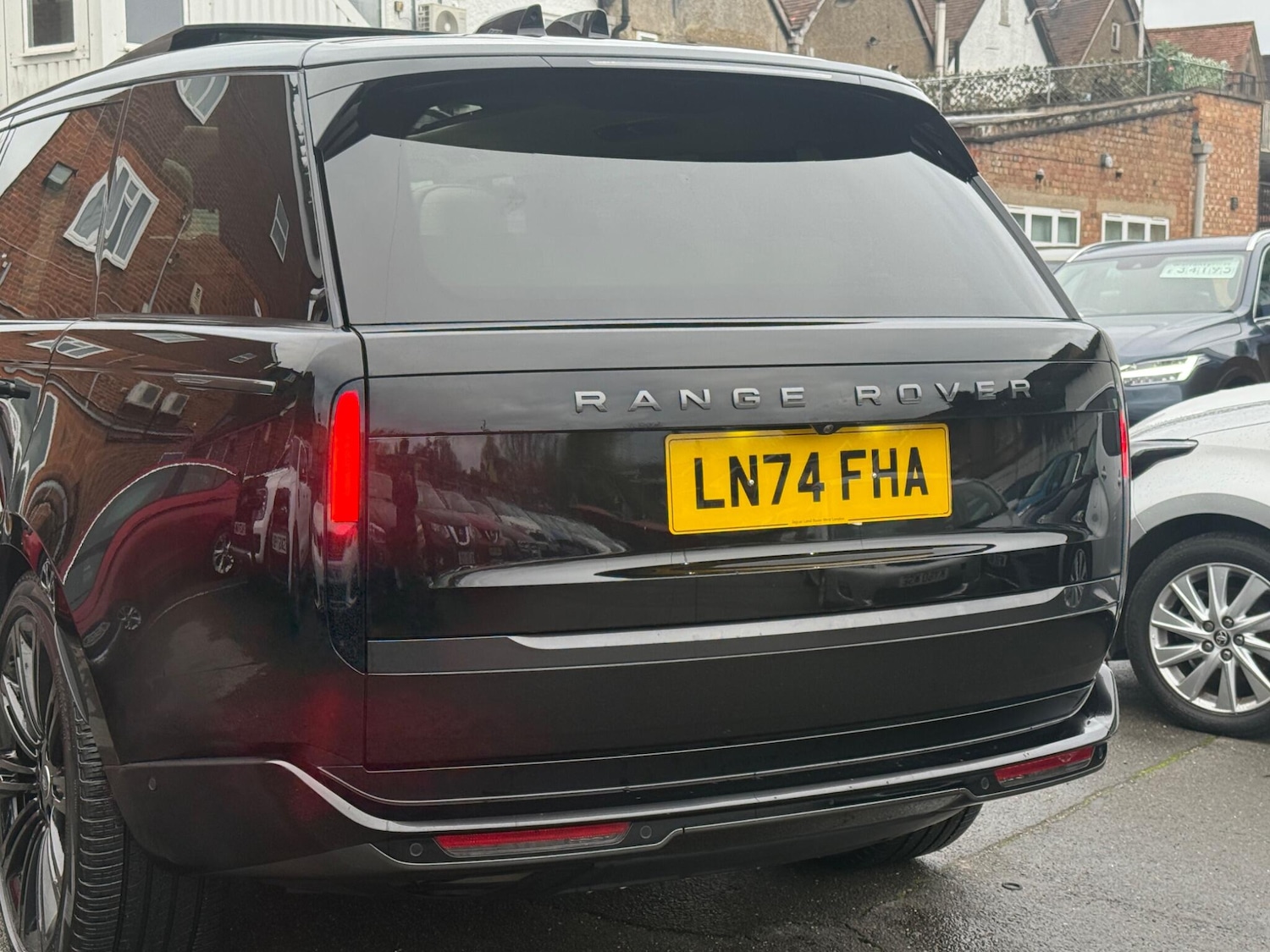 Used Land Rover Range Rover 2025 for sale - 76689157: Photo 12