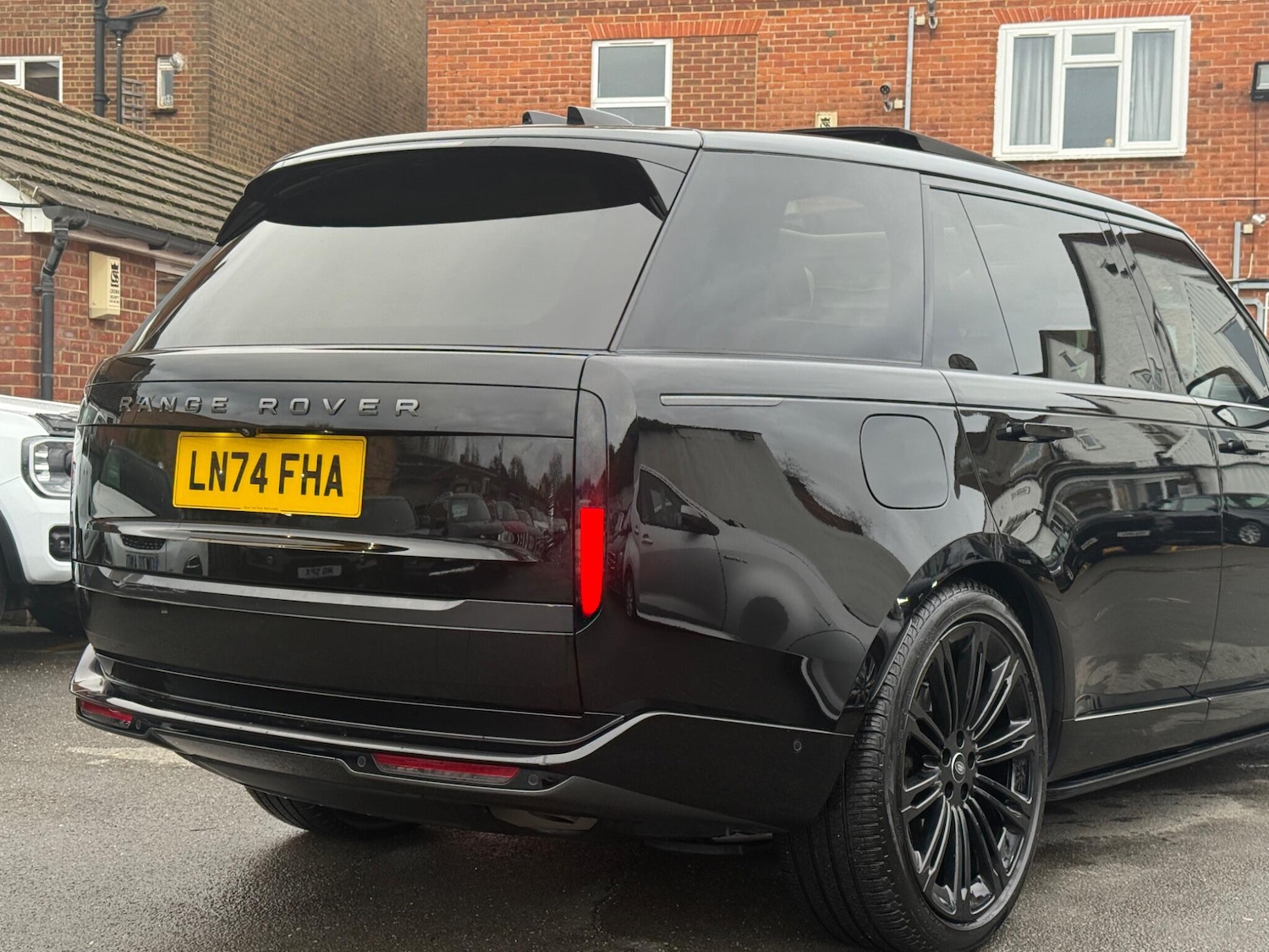 Used Land Rover Range Rover 2025 for sale - 76689157: Photo 15