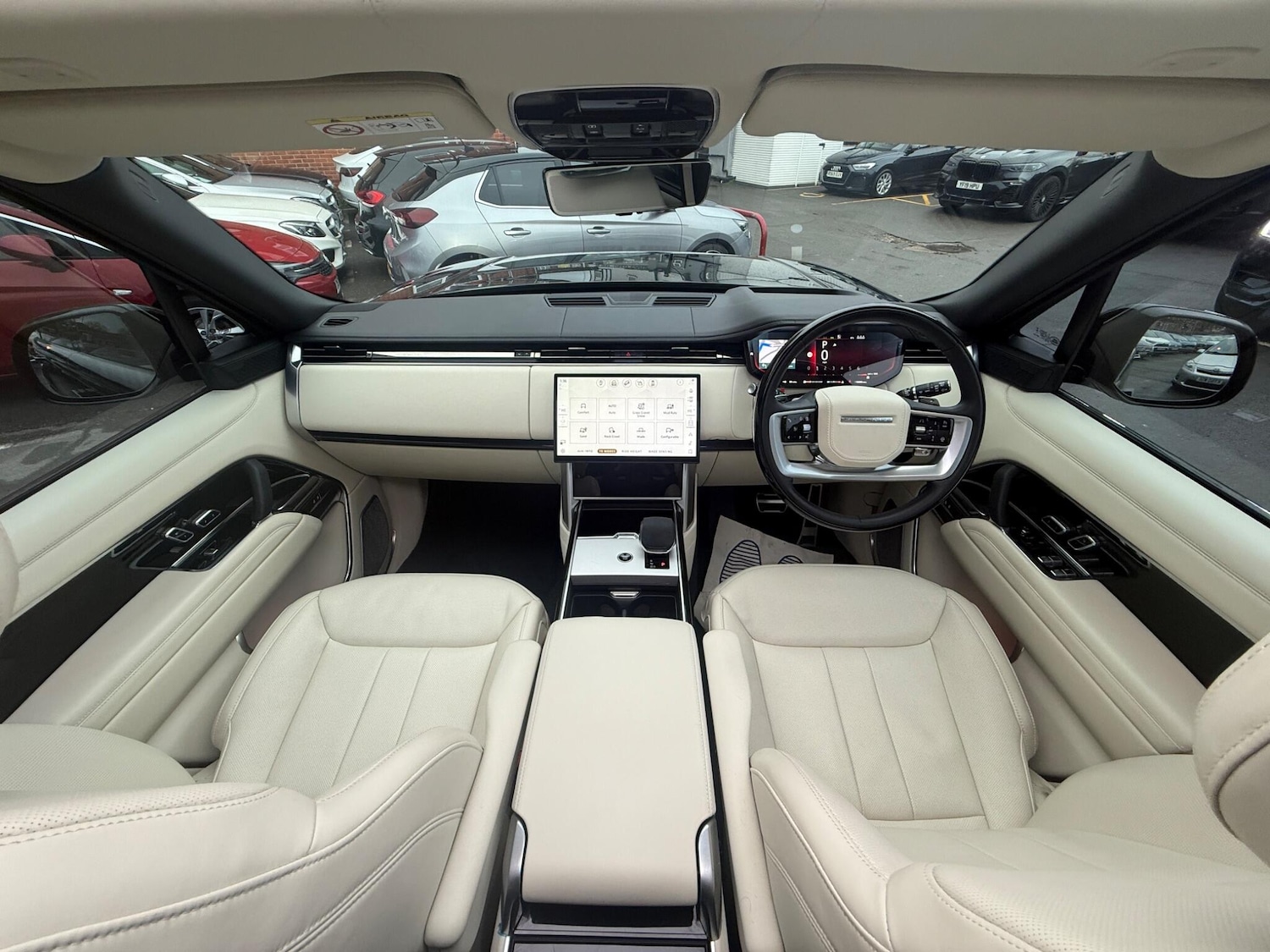 Used Land Rover Range Rover 2025 for sale - 76689157: Photo 18