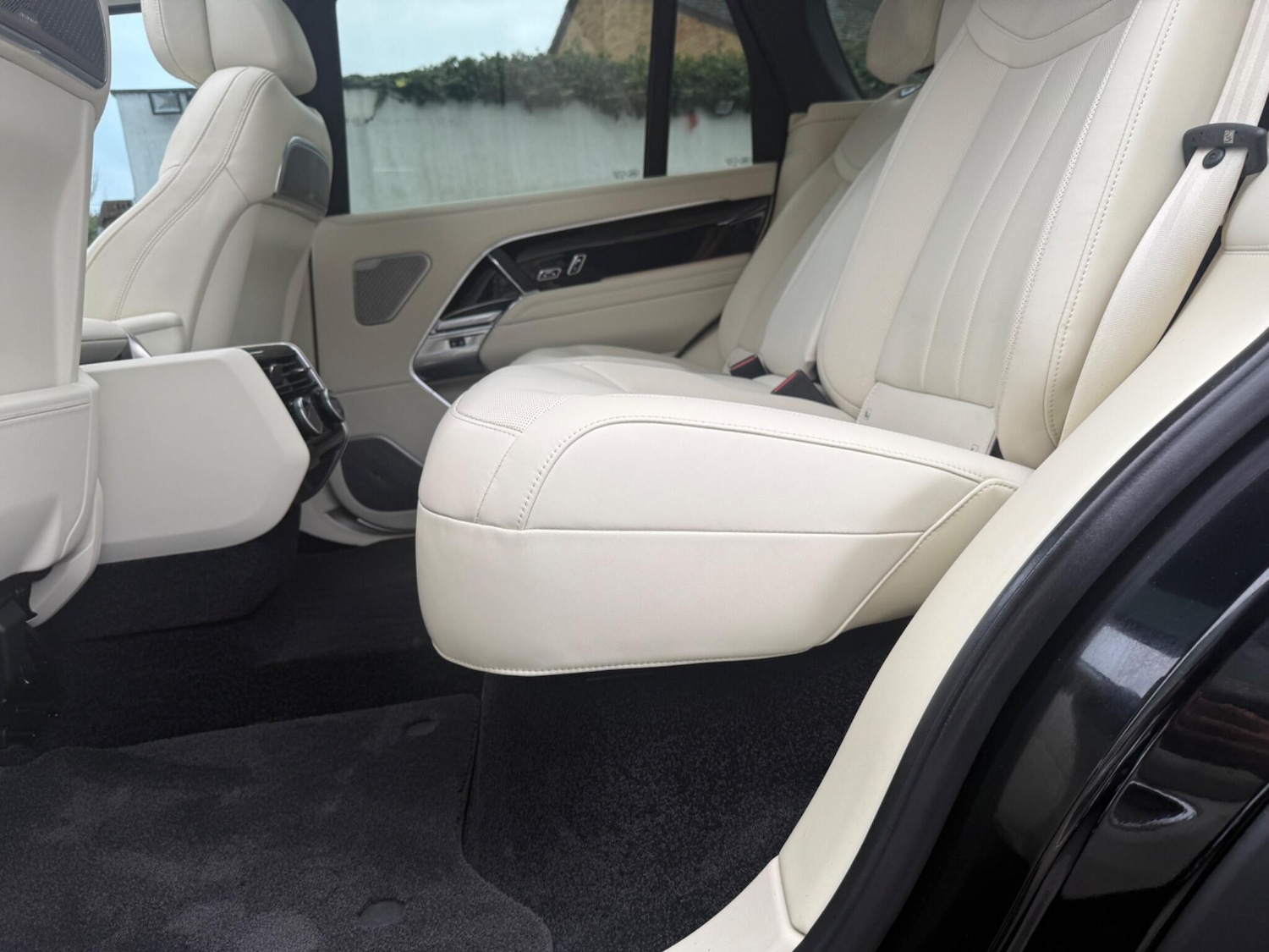 Used Land Rover Range Rover 2025 for sale - 76689157: Photo 48