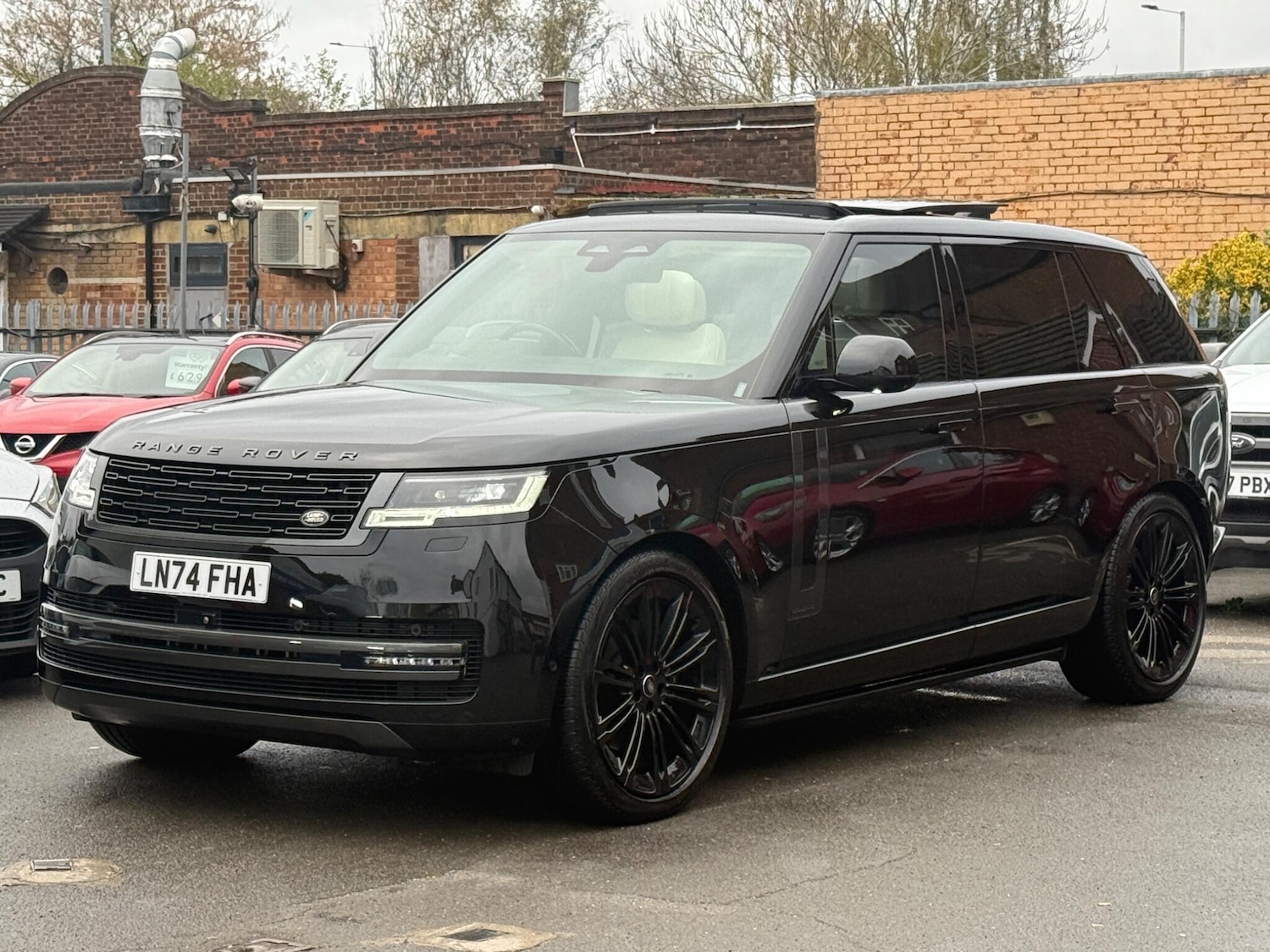 Used Land Rover Range Rover 2025 for sale - 76689157: Photo 7