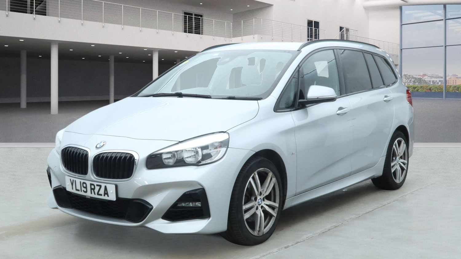 Used BMW 2 Series Gran Tourer for sale - 77268100: Photo 2