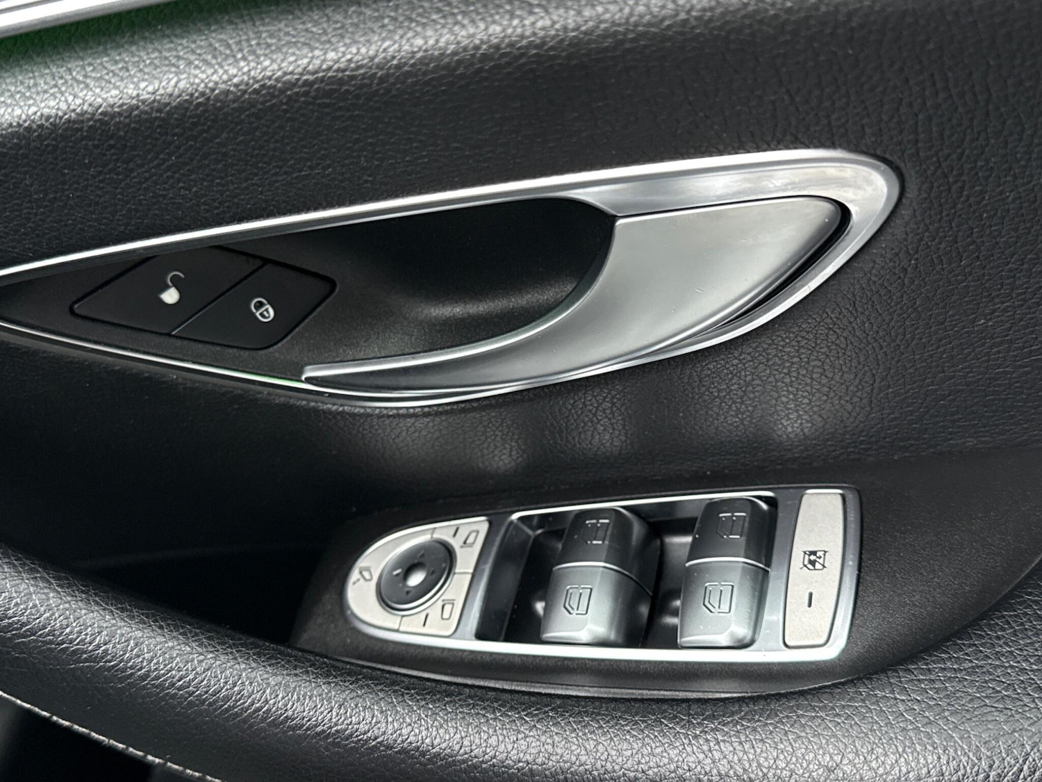 Used Mercedes-Benz E Class 2016 for sale - 77039912: Photo 28