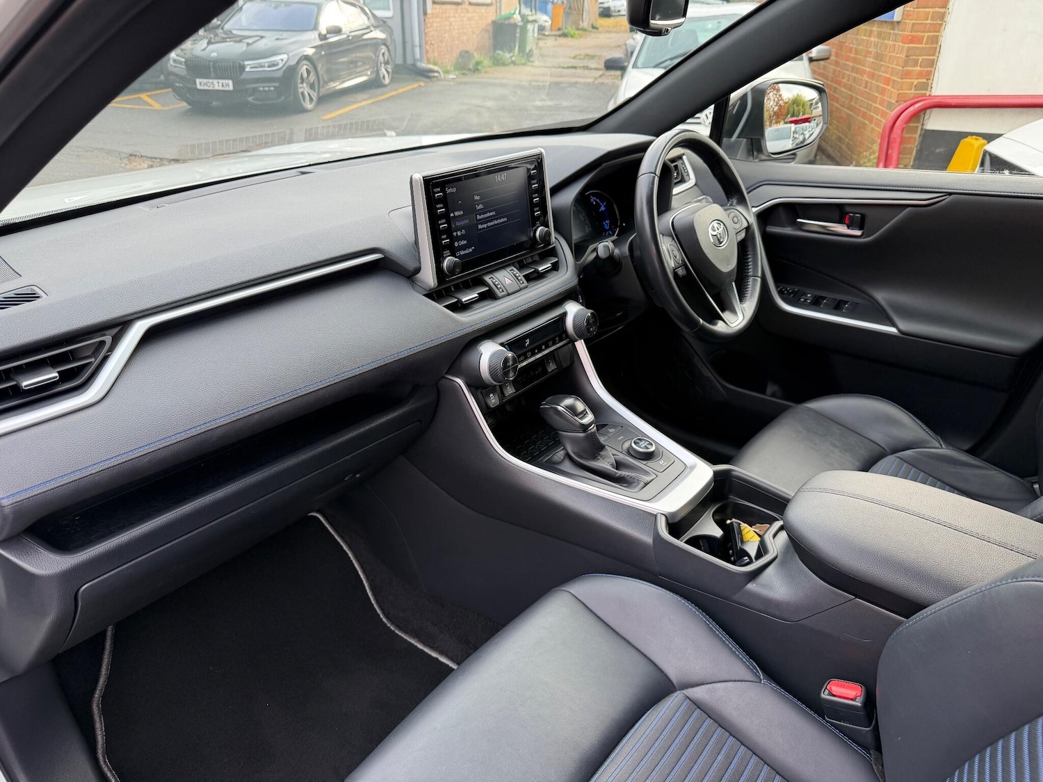 Used Toyota RAV4 2019 for sale - 76499692: Photo 10