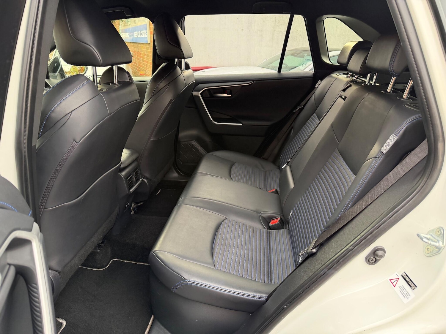 Used Toyota RAV4 2019 for sale - 76499692: Photo 17