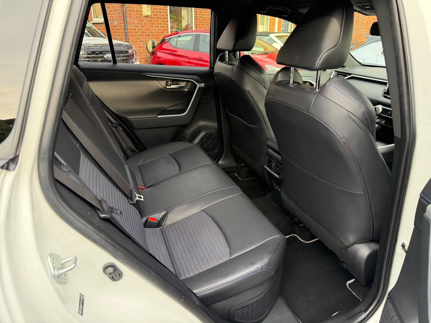 Used Toyota RAV4 2019 for sale - 76499692: Photo 20