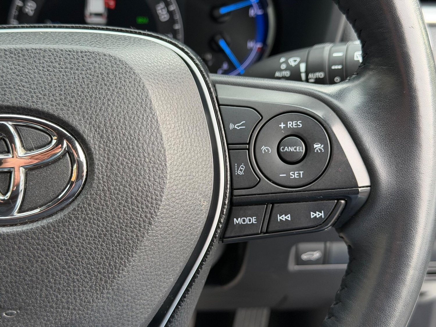 Used Toyota RAV4 2019 for sale - 76499692: Photo 21