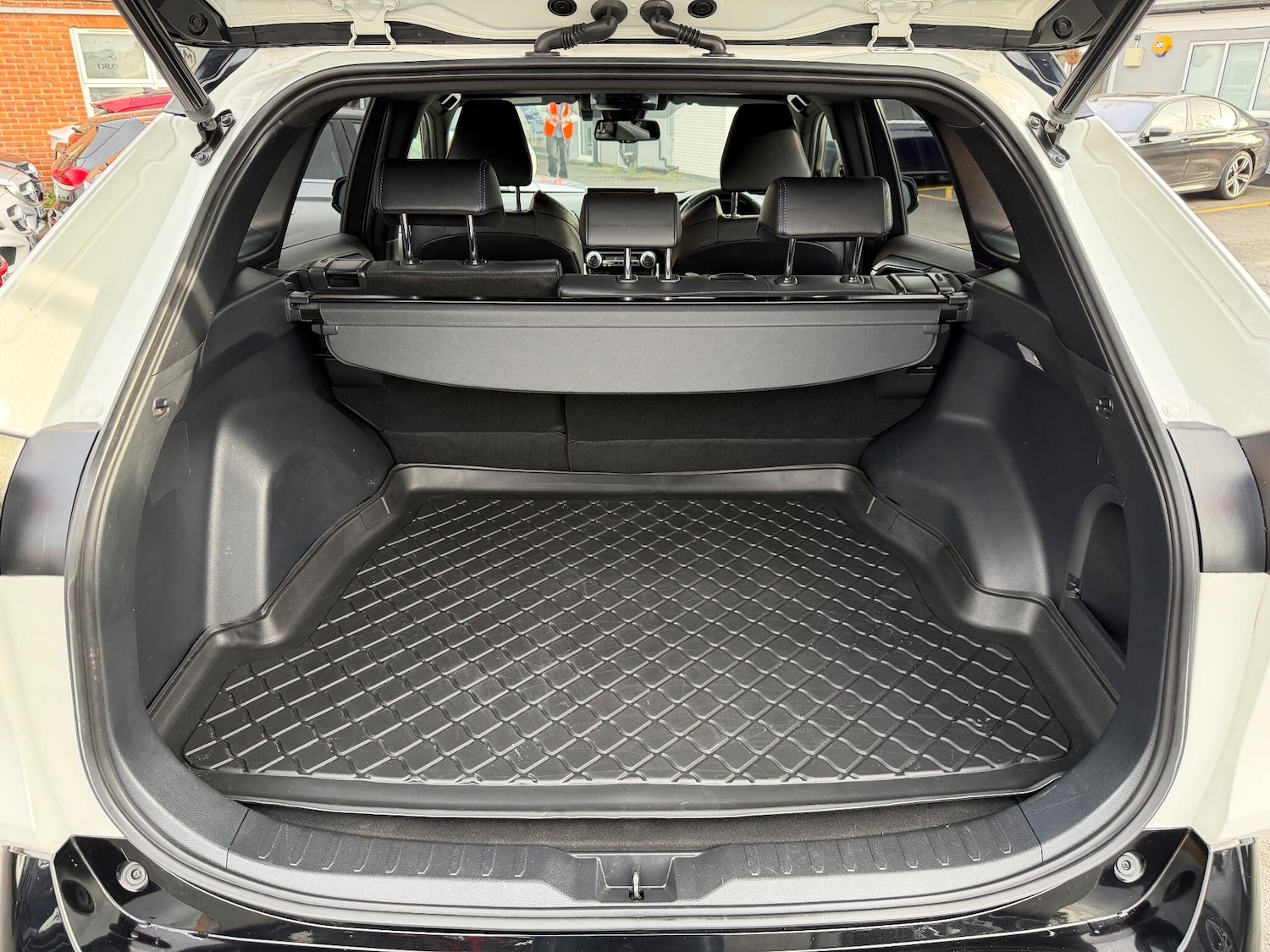 Used Toyota RAV4 2019 for sale - 76499692: Photo 36