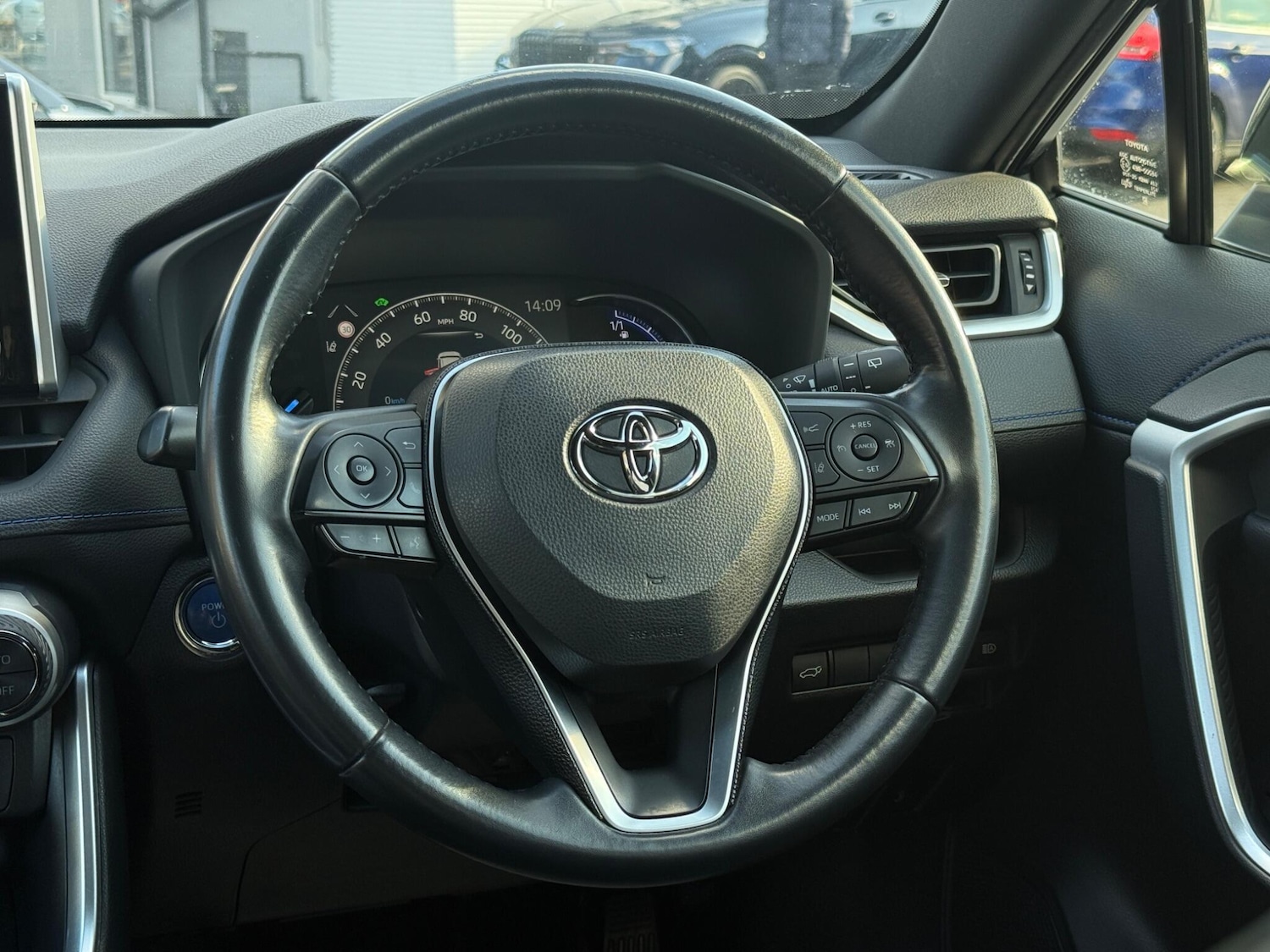 Used Toyota RAV4 2019 for sale - 76499692: Photo 44