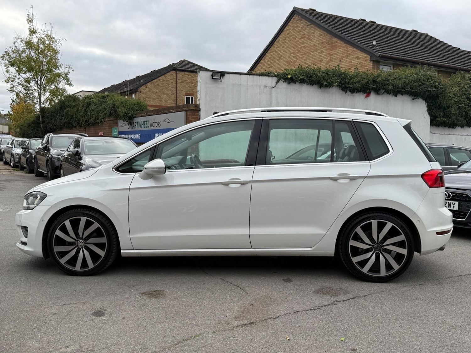 Used Volkswagen Golf SV for sale - 76251195: Photo 3