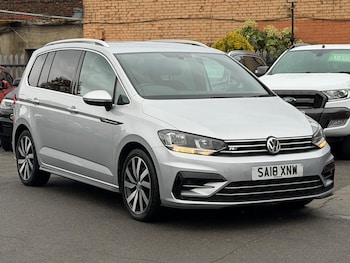 Used Volkswagen Touran 2018 for sale - 76499727: Photo