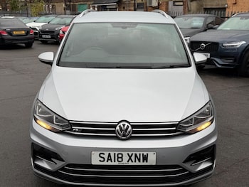 Used Volkswagen Touran 2018 for sale - 76499727: Photo