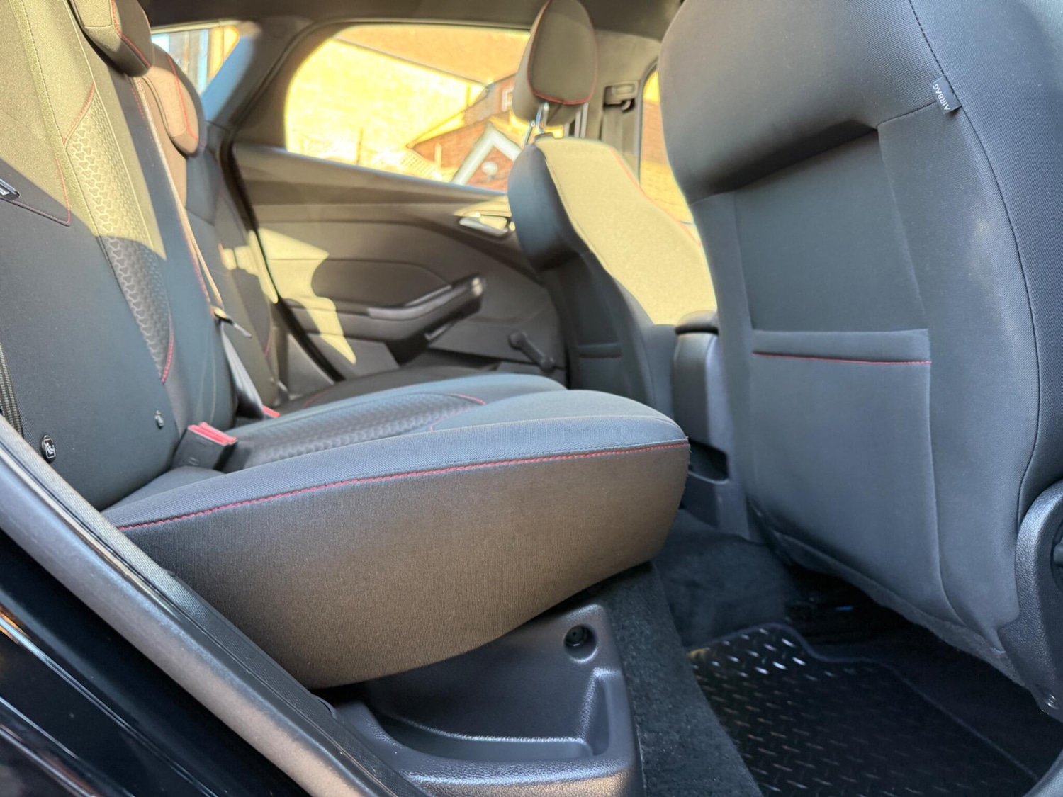 Used Ford Focus 2017 for sale - 76975996: Photo 26