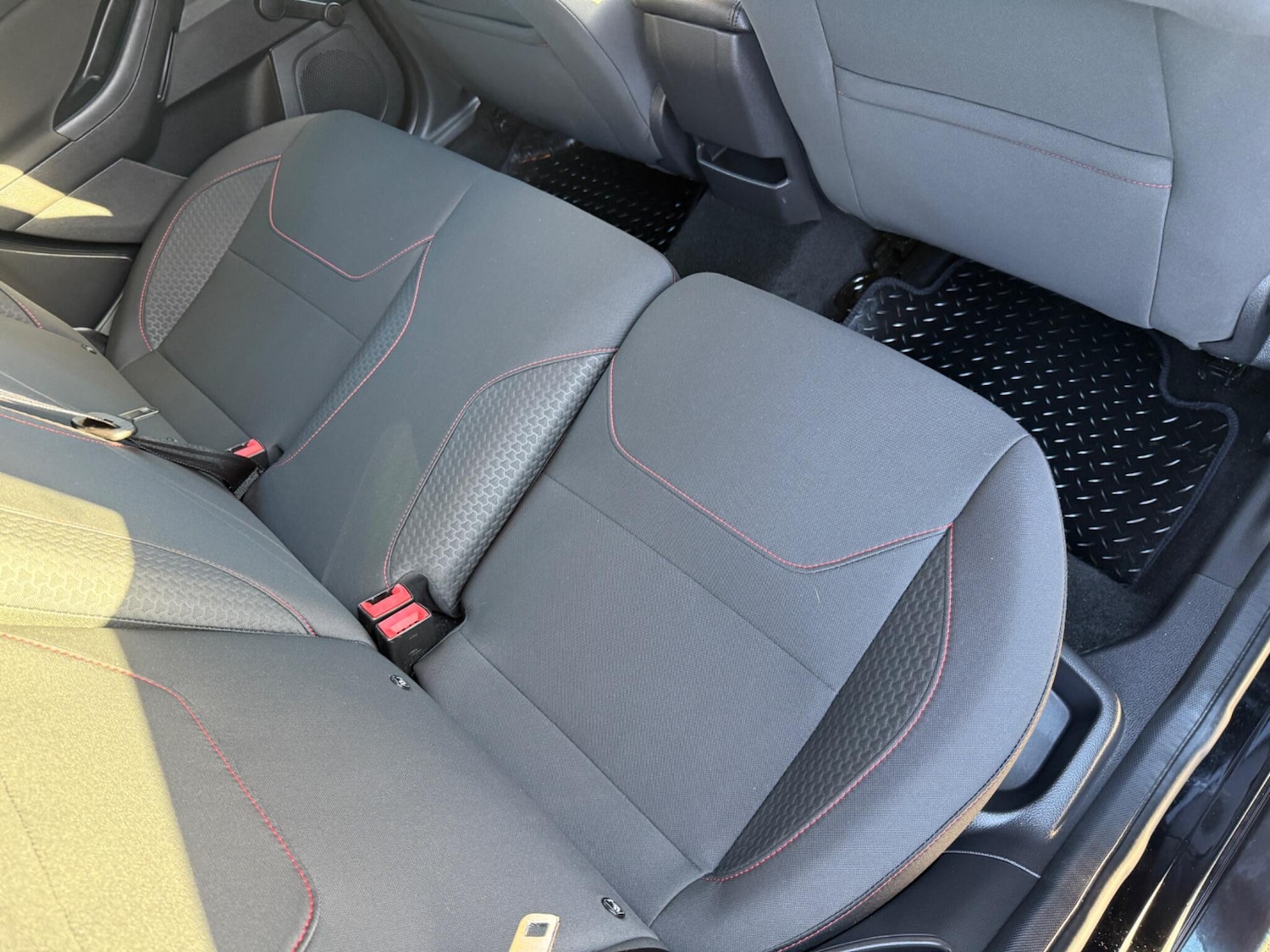 Used Ford Focus 2017 for sale - 76975996: Photo 27