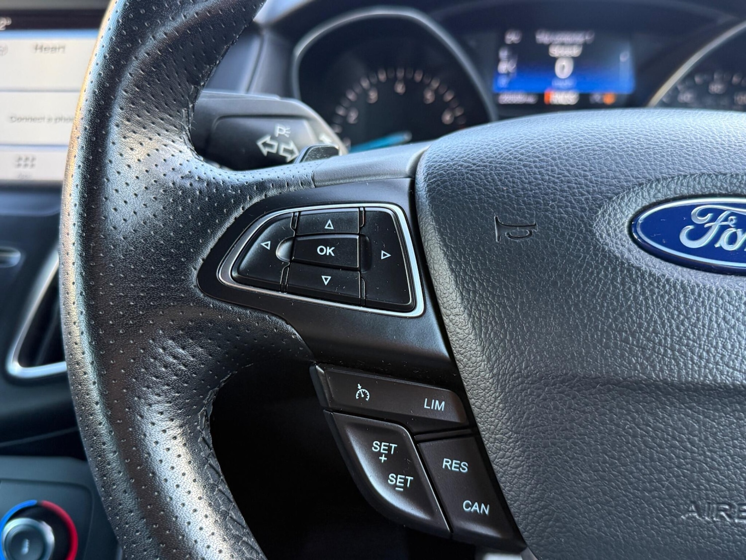 Used Ford Focus 2017 for sale - 76975996: Photo 35