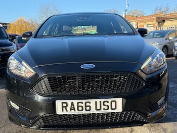 Used Ford Focus 2017 for sale - 76975996: Photo