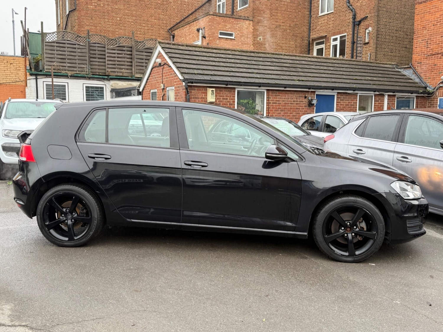 Used Volkswagen Golf 2025 for sale - 76935813: Photo 13