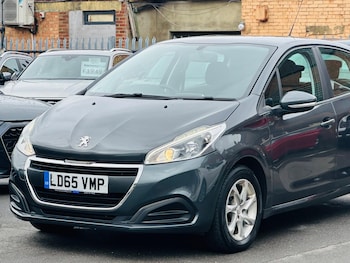 Used Peugeot 208 2015 for sale - 76388744: Photo