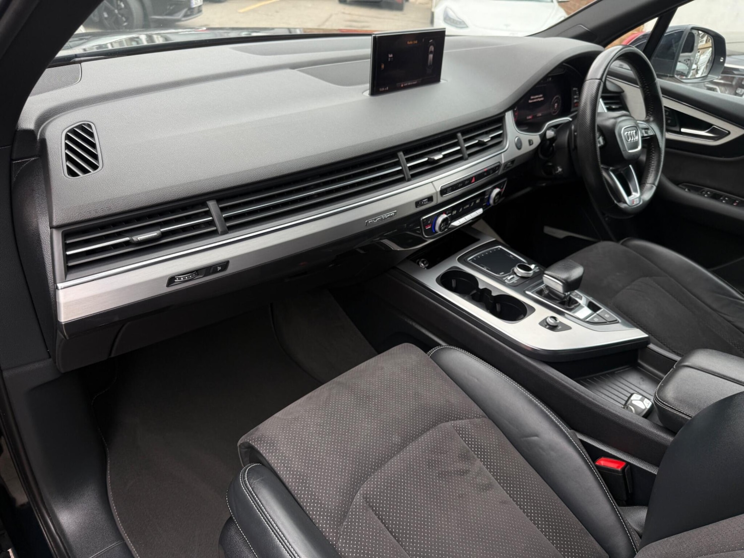 Used Audi Q7 2017 for sale - 77657778: Photo 18