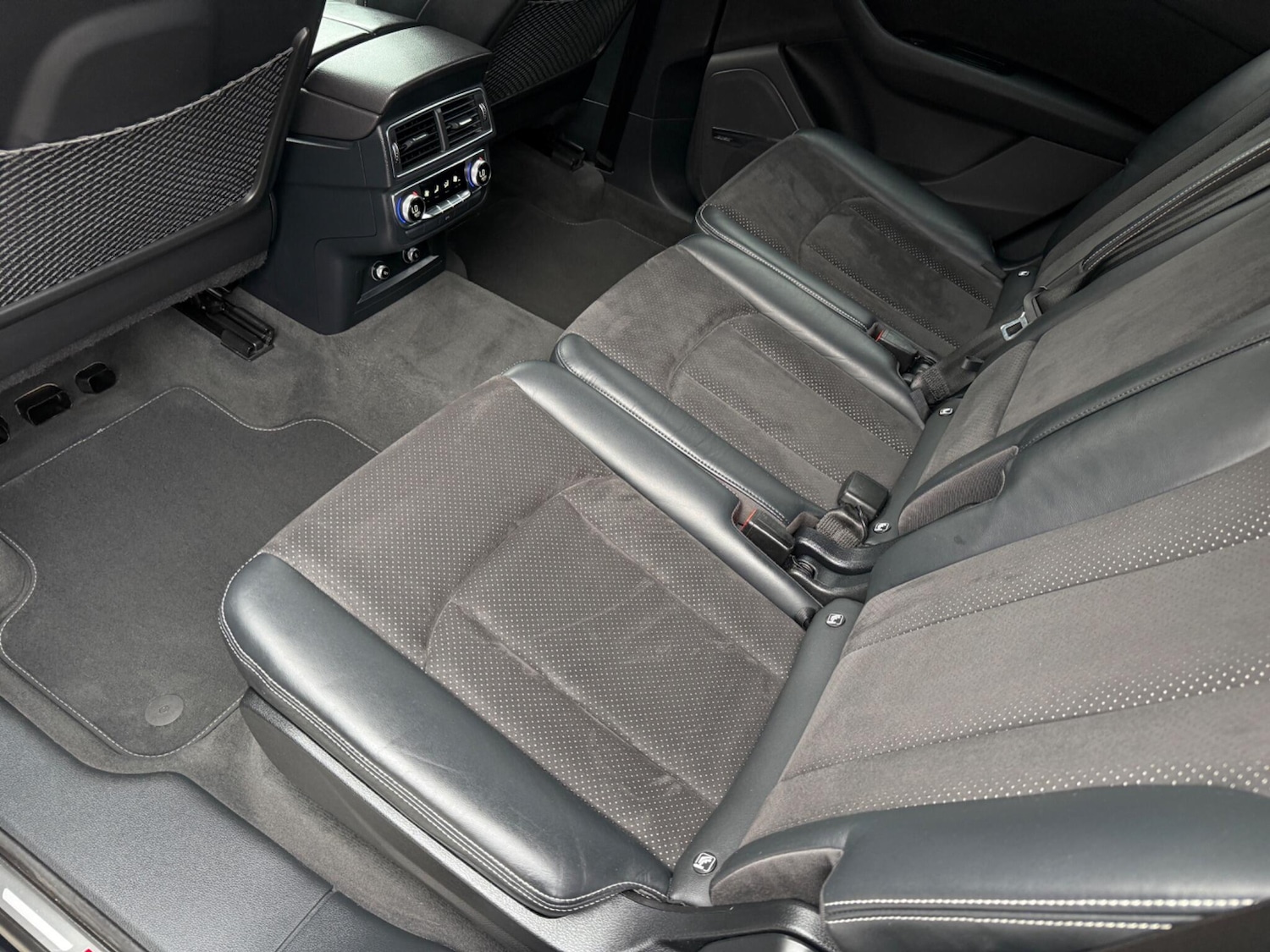 Used Audi Q7 2017 for sale - 77657778: Photo 24