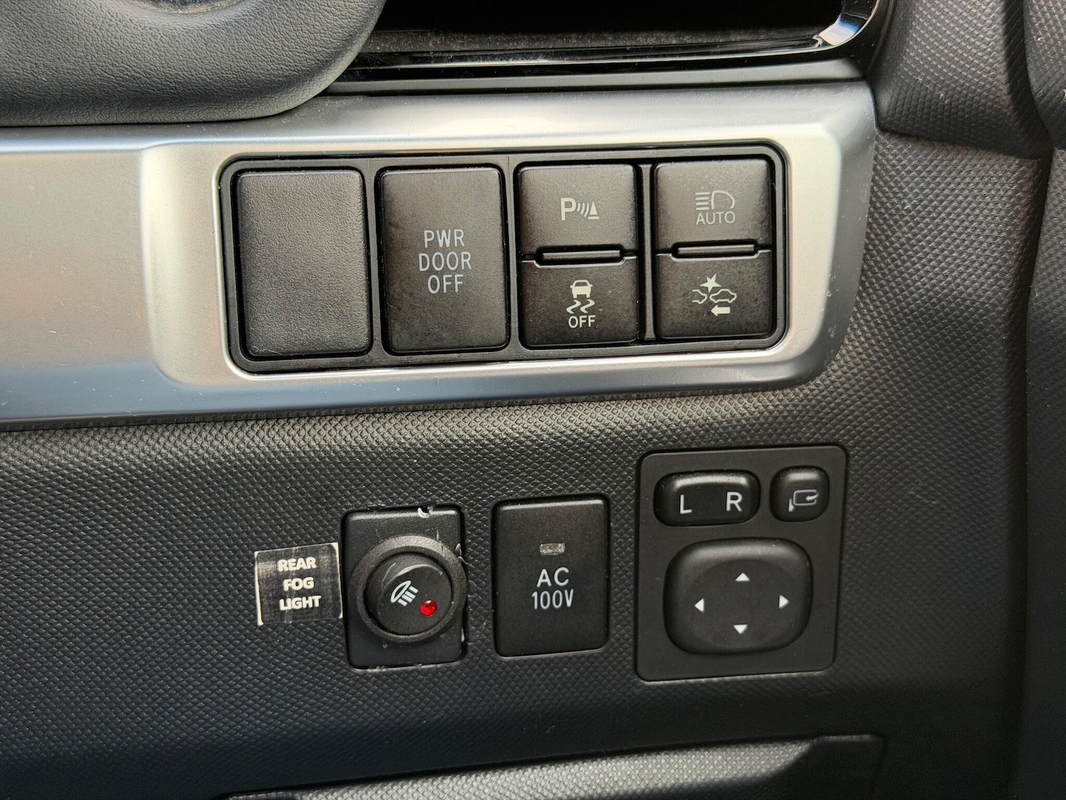 Used Toyota Estima for sale - 76527739: Photo 20