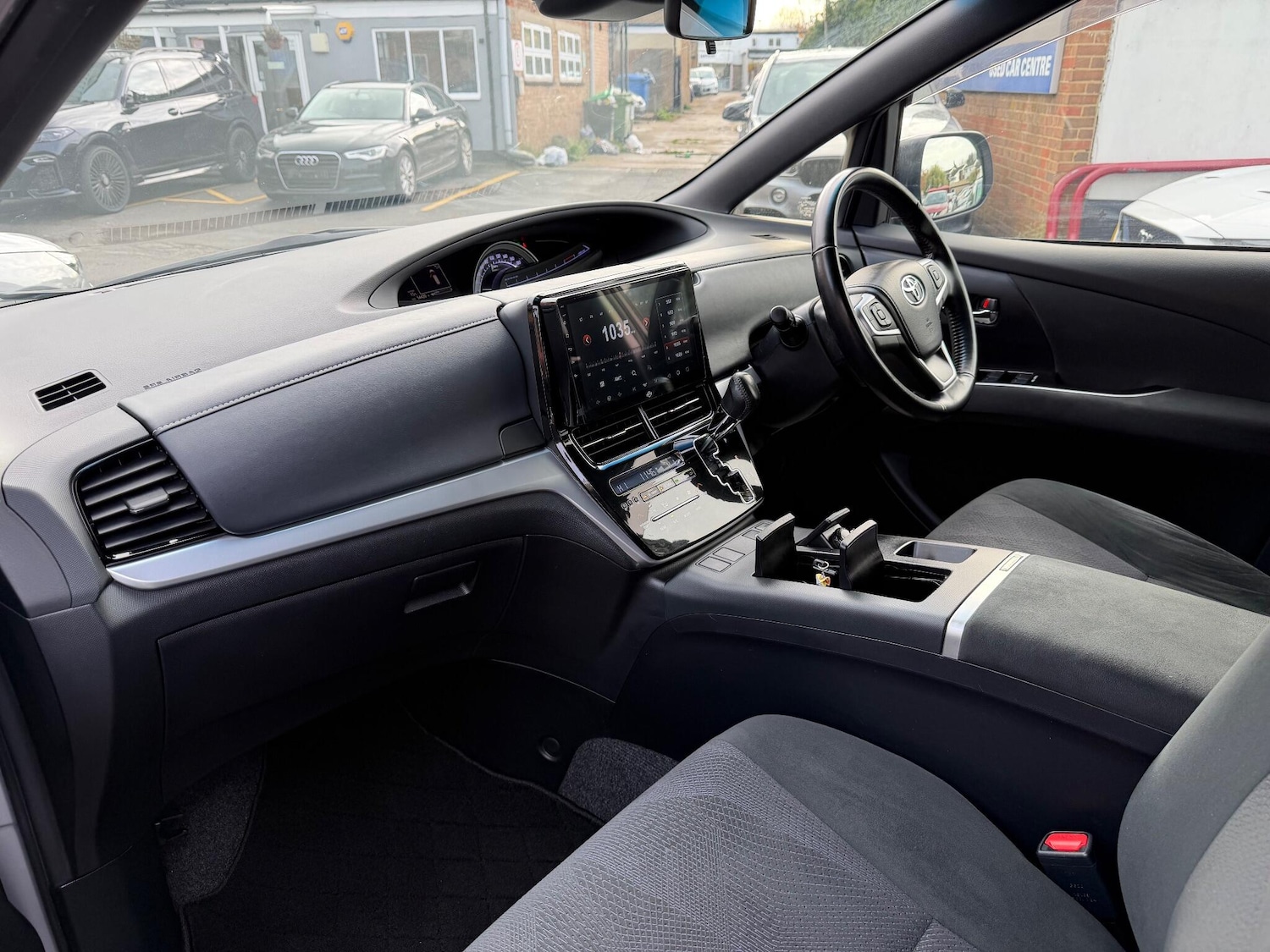 Used Toyota Estima for sale - 76527739: Photo 41