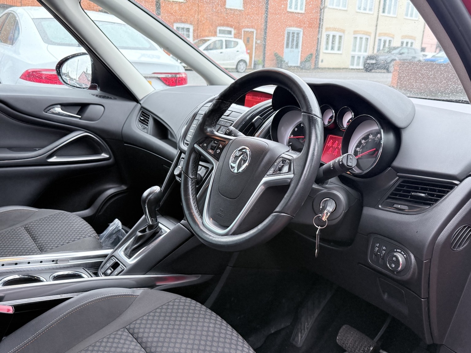 Used Vauxhall Zafira Tourer 2015 for sale - 77251275: Photo 22