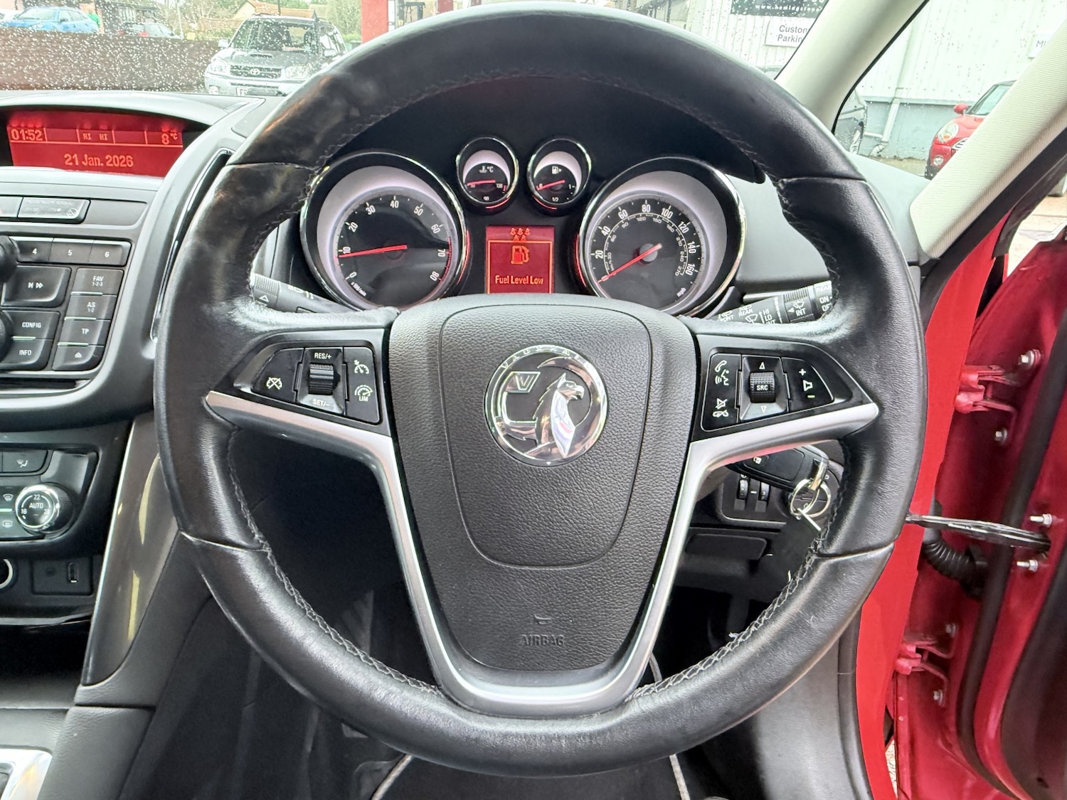 Used Vauxhall Zafira Tourer 2015 for sale - 77251275: Photo 27