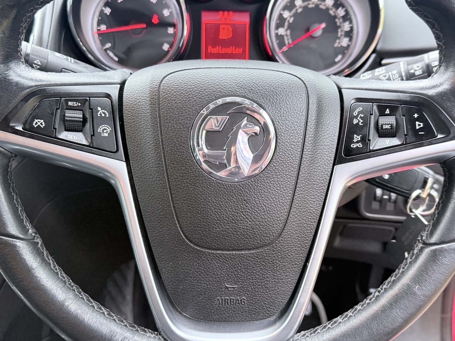 Used Vauxhall Zafira Tourer 2015 for sale - 77251275: Photo 28