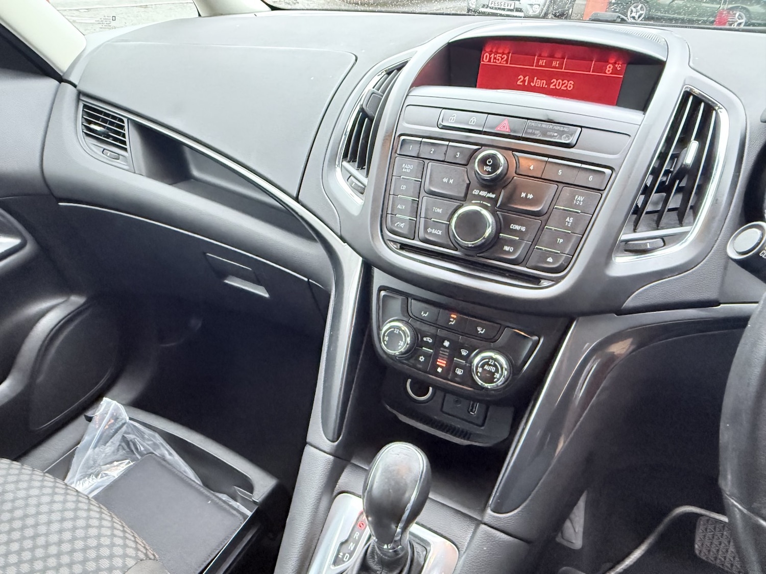 Used Vauxhall Zafira Tourer 2015 for sale - 77251275: Photo 31