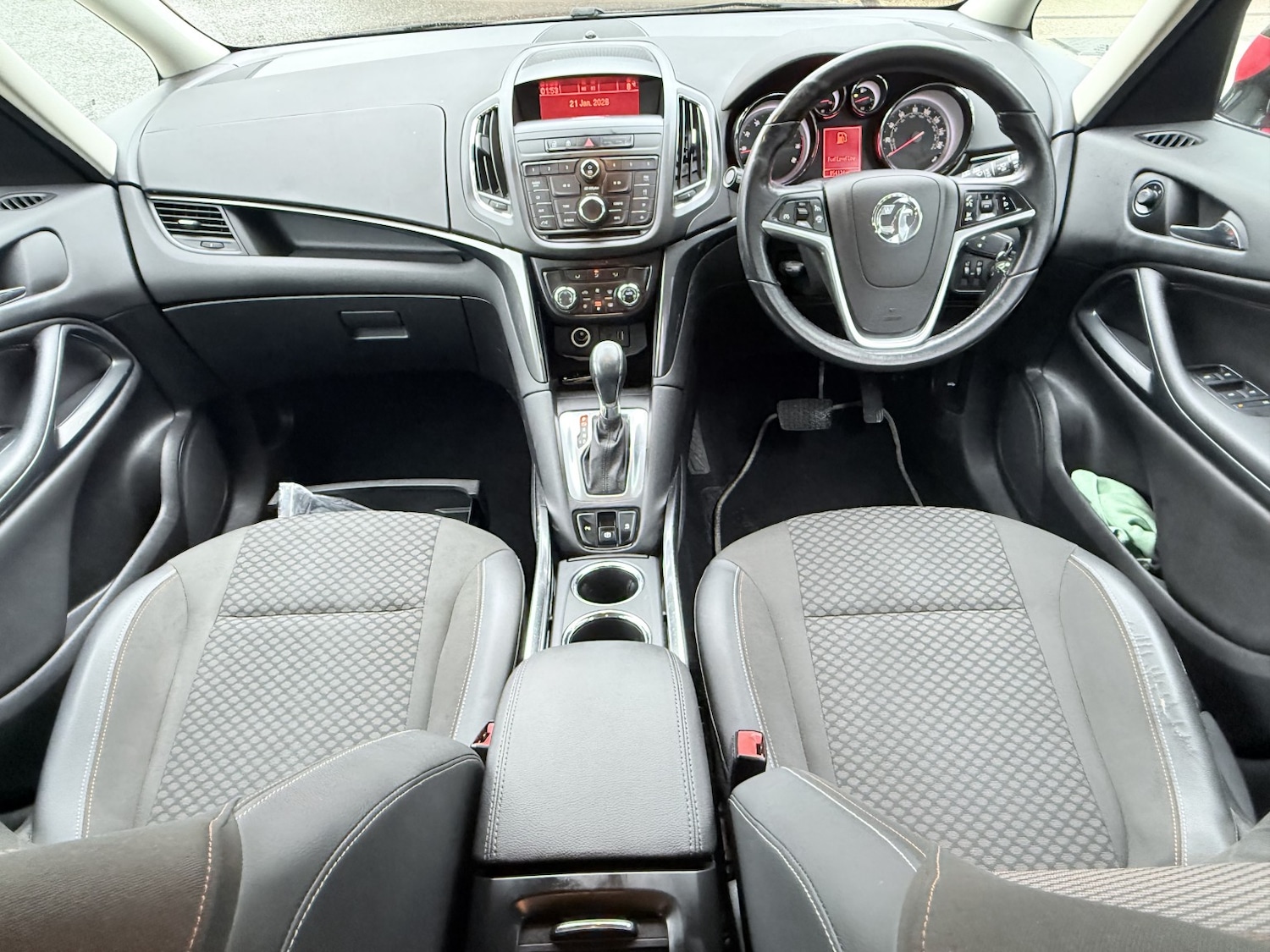 Used Vauxhall Zafira Tourer 2015 for sale - 77251275: Photo 37
