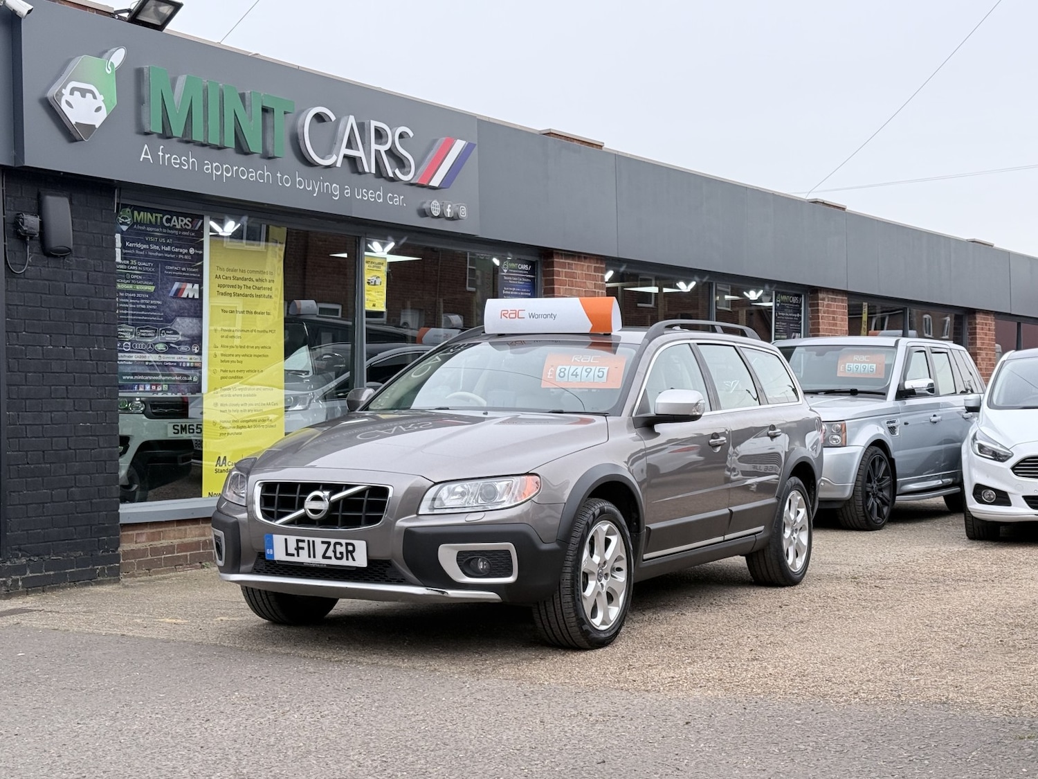 Used Volvo XC70 2011 for sale - 78176052: Photo 1