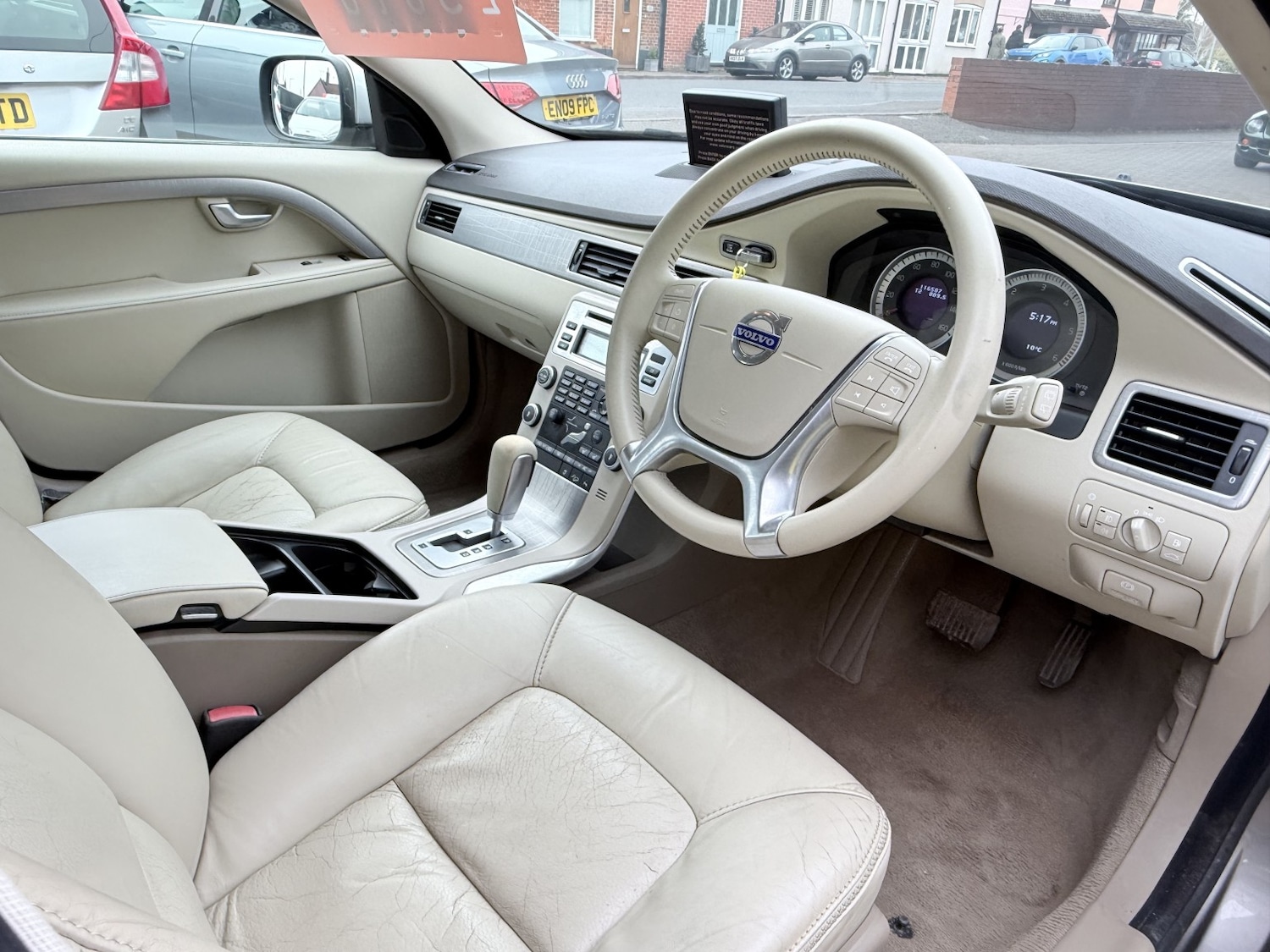 Used Volvo XC70 2011 for sale - 78176052: Photo 20