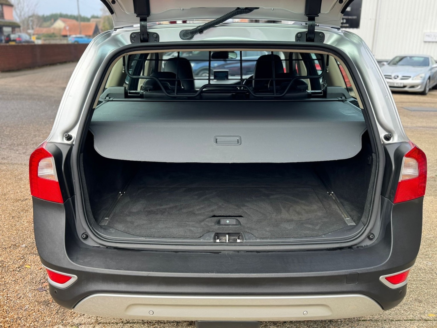 Used Volvo XC70 2008 for sale - 76670764: Photo 15