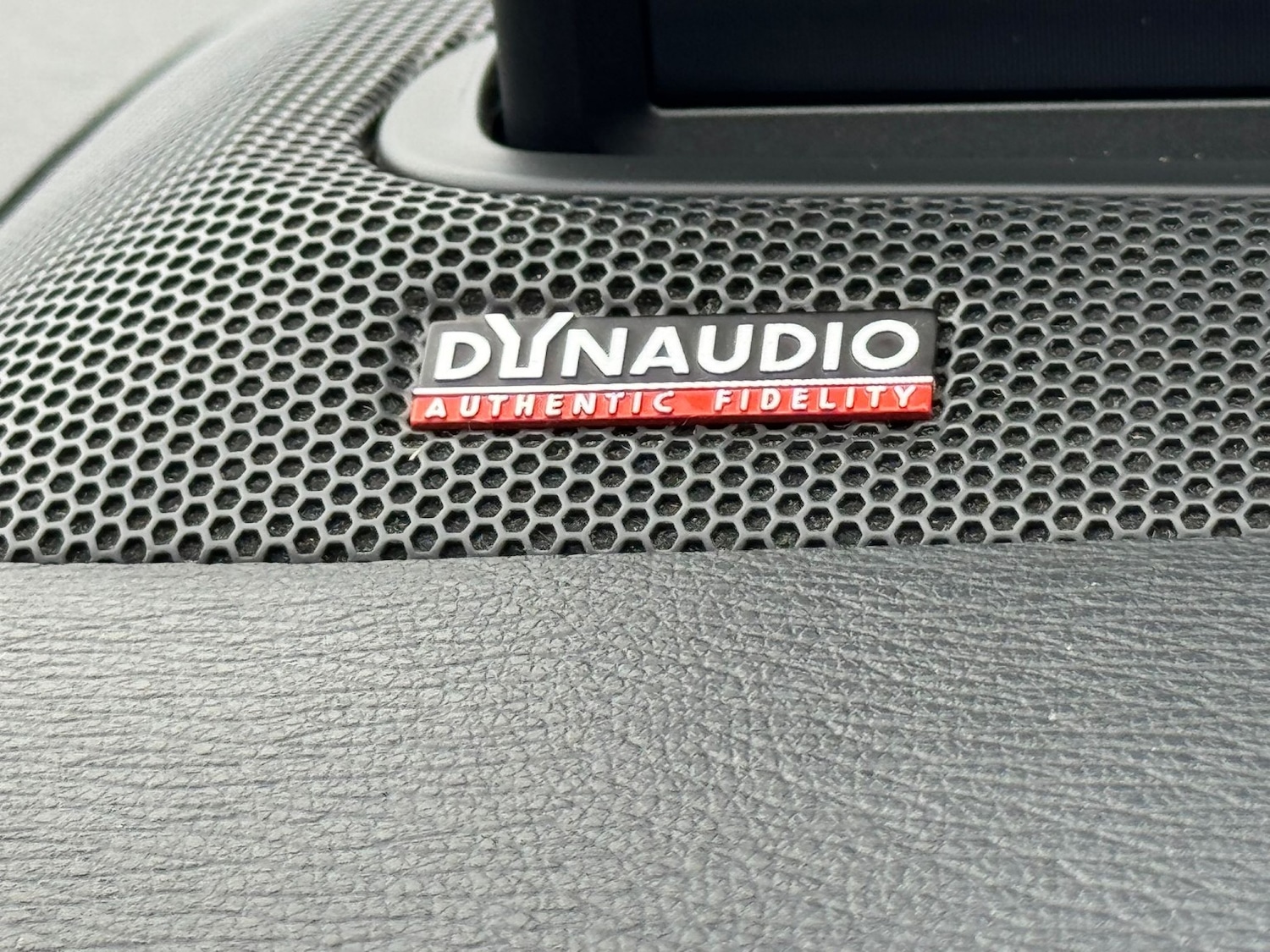 Used Volvo XC70 2008 for sale - 76670764: Photo 67