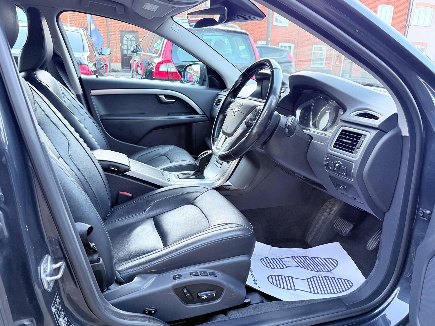 Used Volvo V70 2015 for sale - 76374221: Photo 23