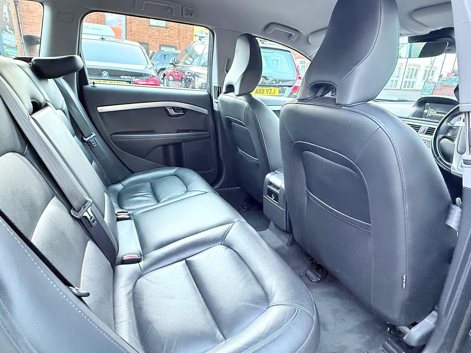 Used Volvo V70 2015 for sale - 76374221: Photo 41