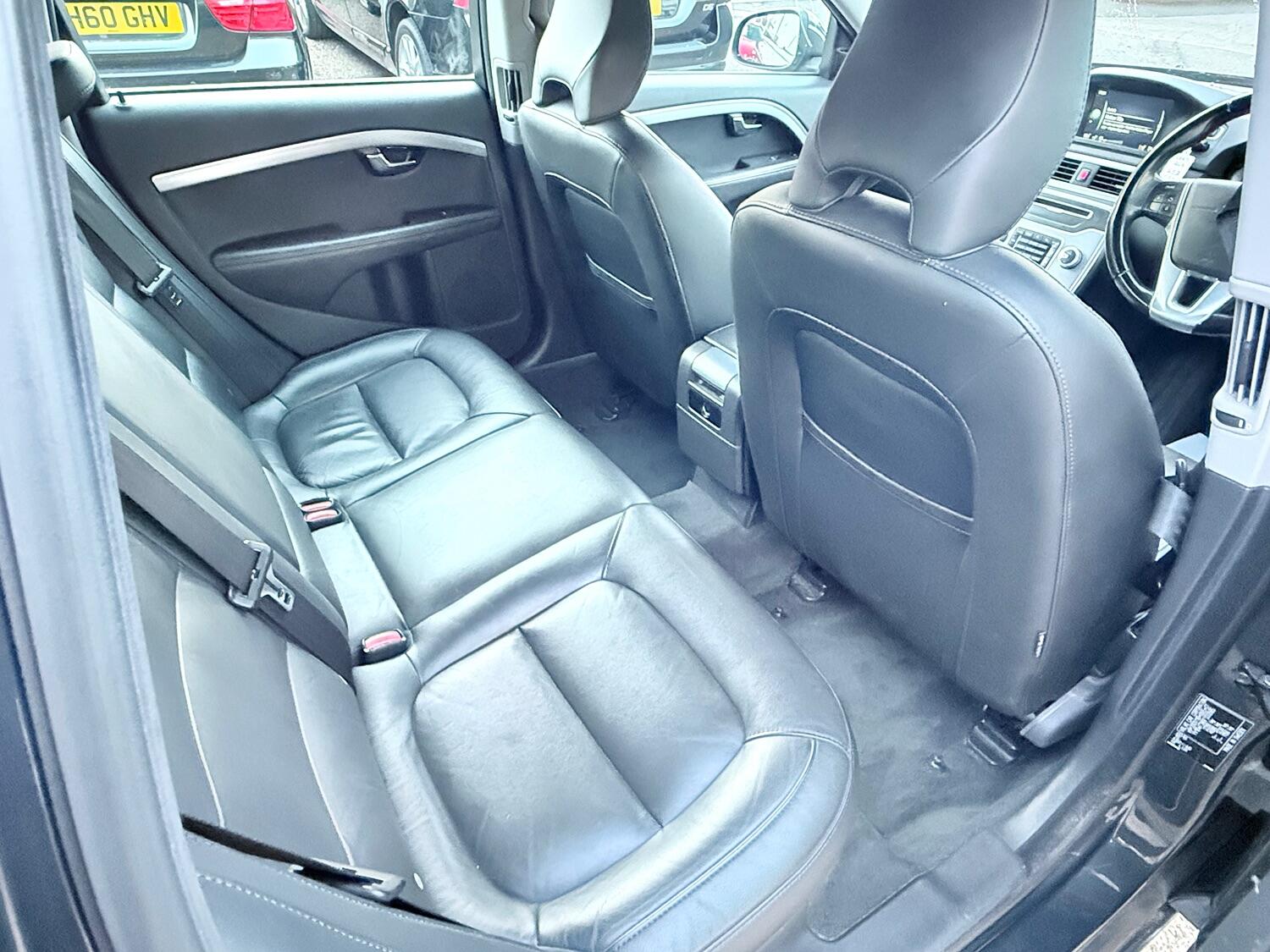 Used Volvo V70 2015 for sale - 76374221: Photo 42