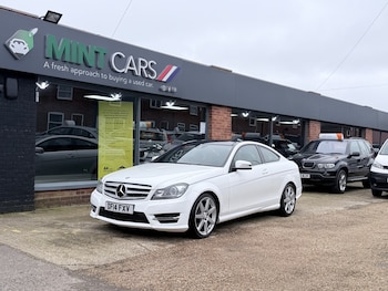 Used Mercedes-Benz C Class 2014 for sale - 79047814: Photo